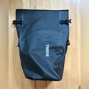 Thule Shield Pannier Bike Bag 17L